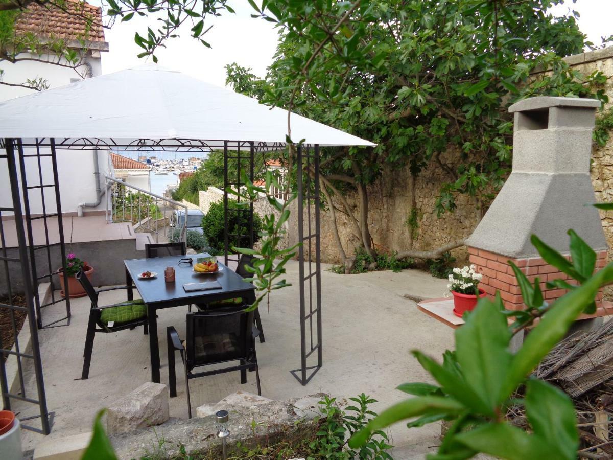Apartments Lumbardina Lumbarda Ngoại thất bức ảnh